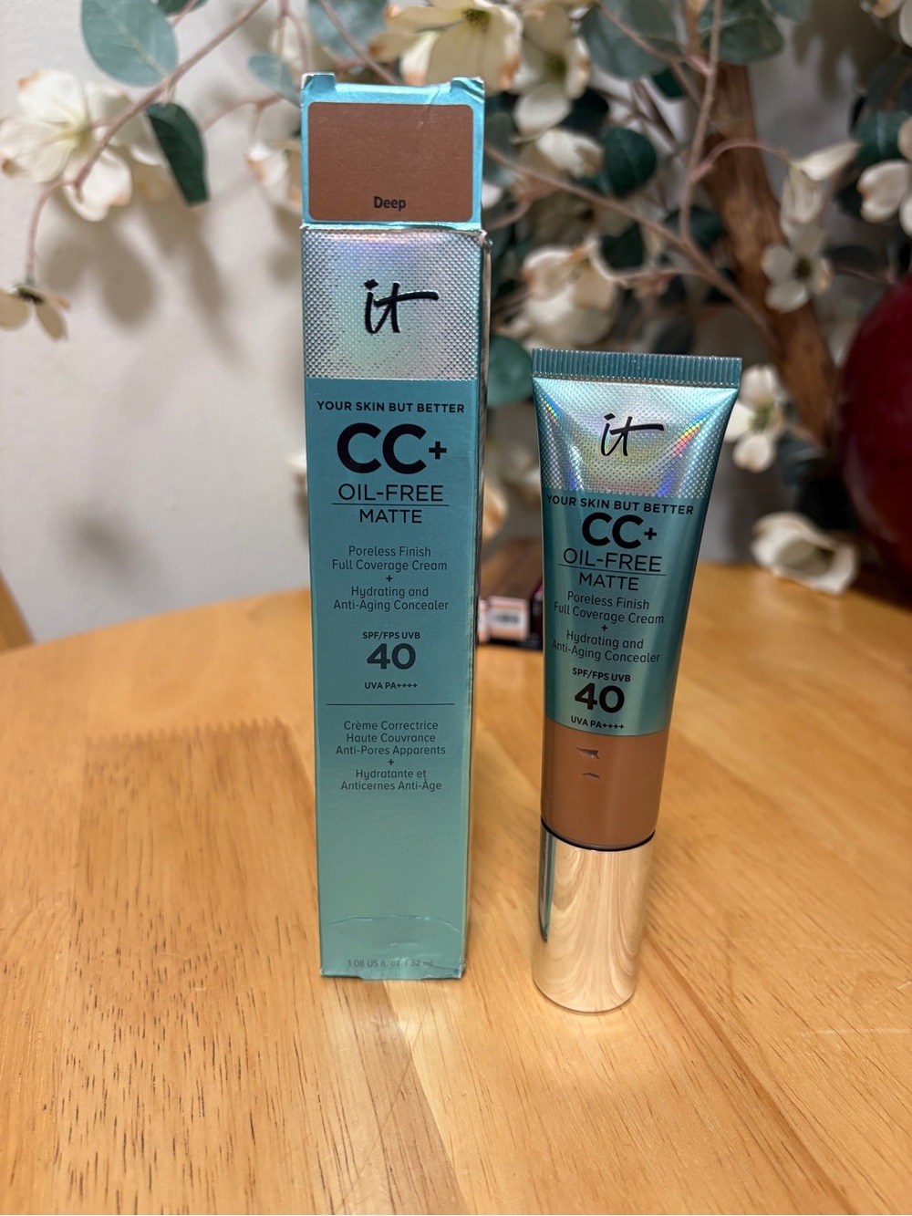 it Cosmetics CC+ Oil-Free Matte Foundation in DEEP, Full Sz 1.08oz, BNIB, New